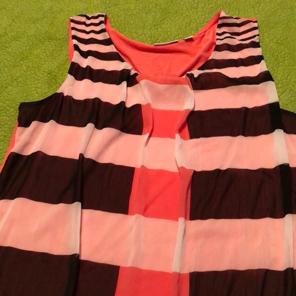 Sleeveless blouse
